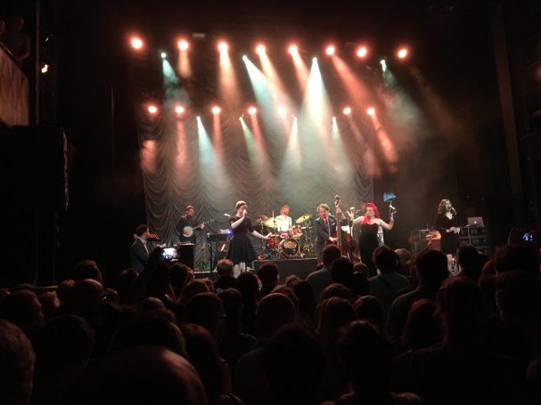 Konsert med the Postmodern Jukebox i Köpenhamn